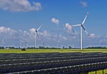 Europska struja jeftinija je za 25% zahvaljujući solarnim i vjetroelektranama Europska struja jeftinija je za 25% zahvaljujući solarnim i vjetroelektranama